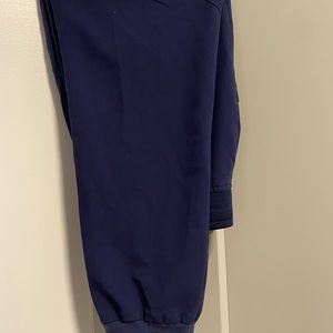 Good condition figs navy blue set. Selling because they do not fit me anymore